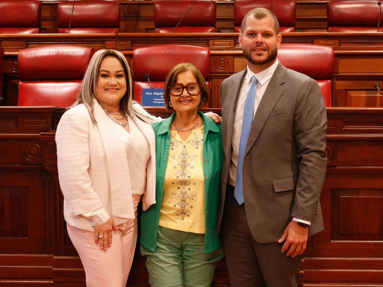 Comparecen Ante Comisión de Hacienda del Senado Secretaria de la Vivienda y Administrador de Vivienda Pública Foto 2