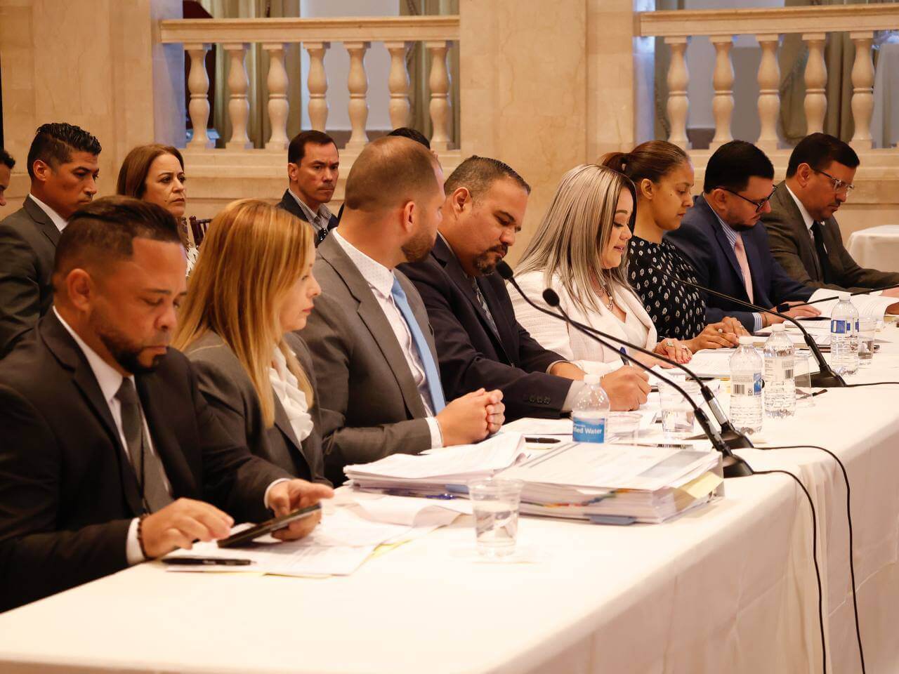 Comparecen Ante Comisión de Hacienda del Senado Secretaria de la Vivienda y Administrador de Vivienda Pública Foto 5