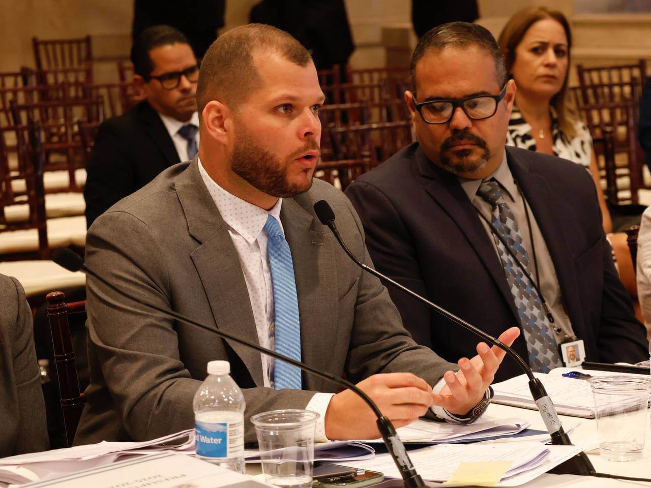 Comparecen Ante Comisión de Hacienda del Senado Secretaria de la Vivienda y Administrador de Vivienda Pública Foto 6
