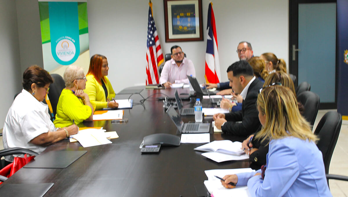 Omar Figueroa, Julia M Nazario Fuentes and Municipal Infrastructure staff meeting.