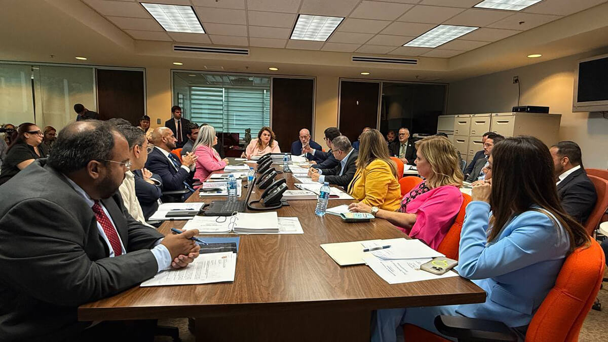 Jefes de agencias estatales y directivos de FEMA, del Servicio Nacional de Meteorología de Estados Unidos en Puerto Rico y otros componentes federales en la Isla