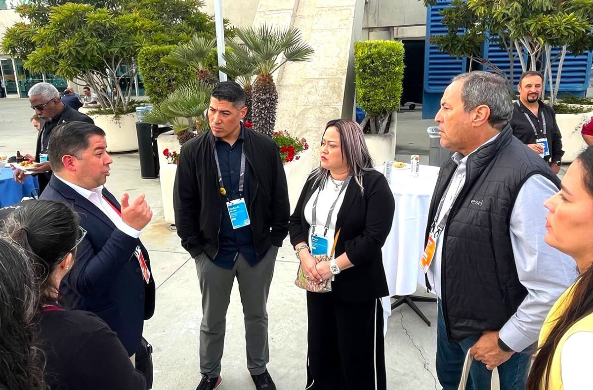 Ciary Perez Peña with staff from the Disaster Recovery Office.