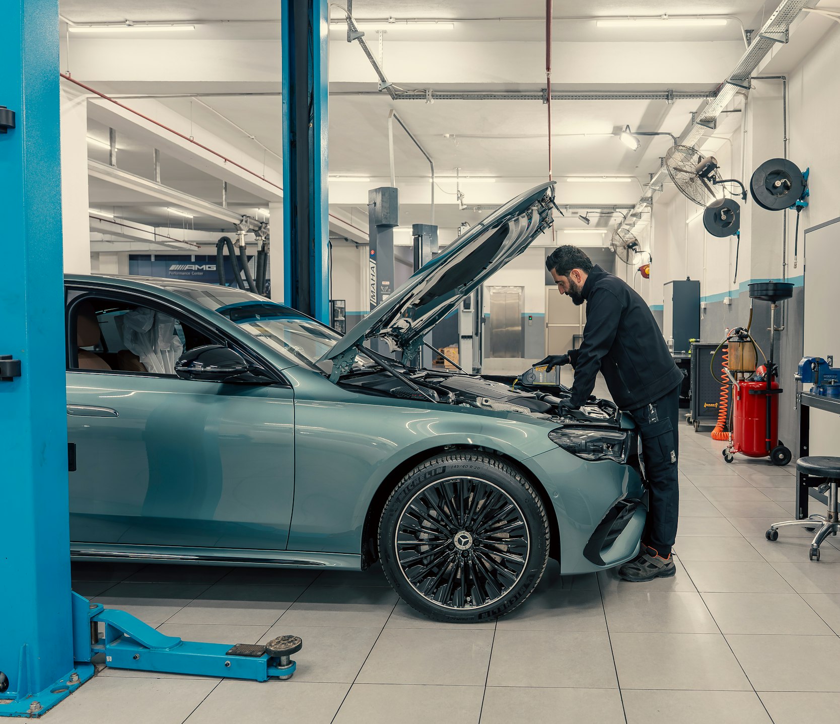 Pricing Aftermarket Parts and Service for Equipment Makers