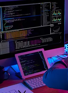 Transforming In-Store Experiences with a Cross-Platform Digital Signage App