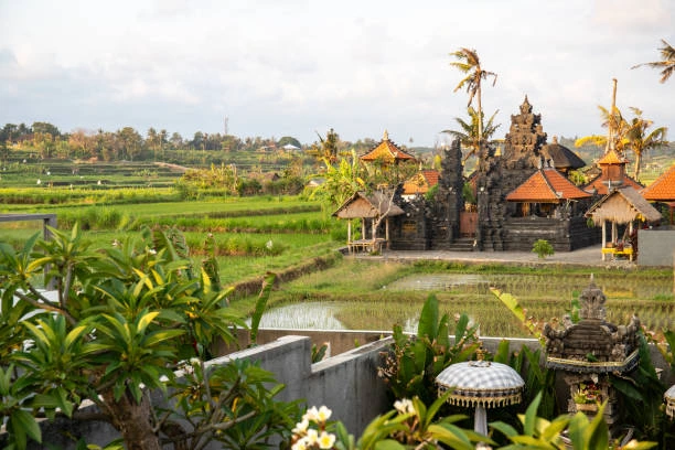 is seminyak good for family stay