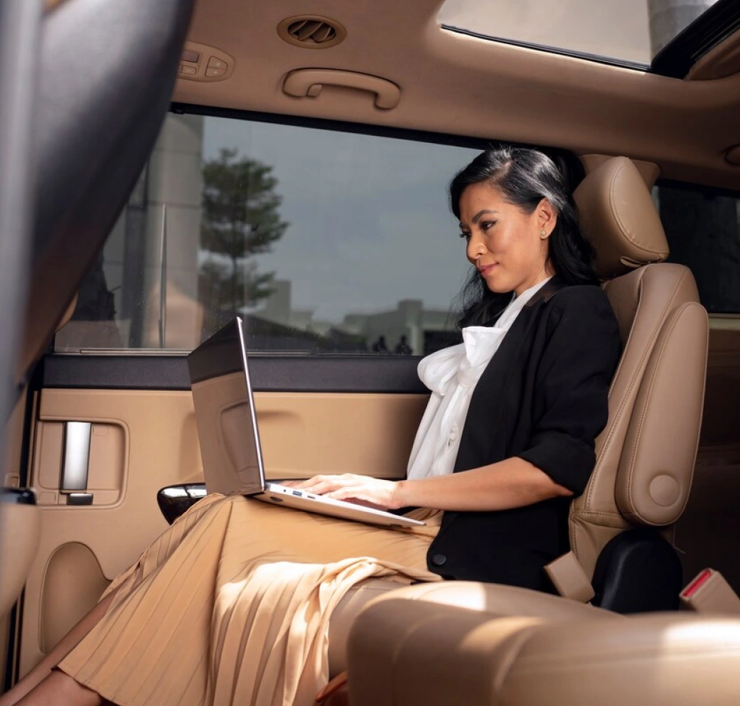 lady inside car