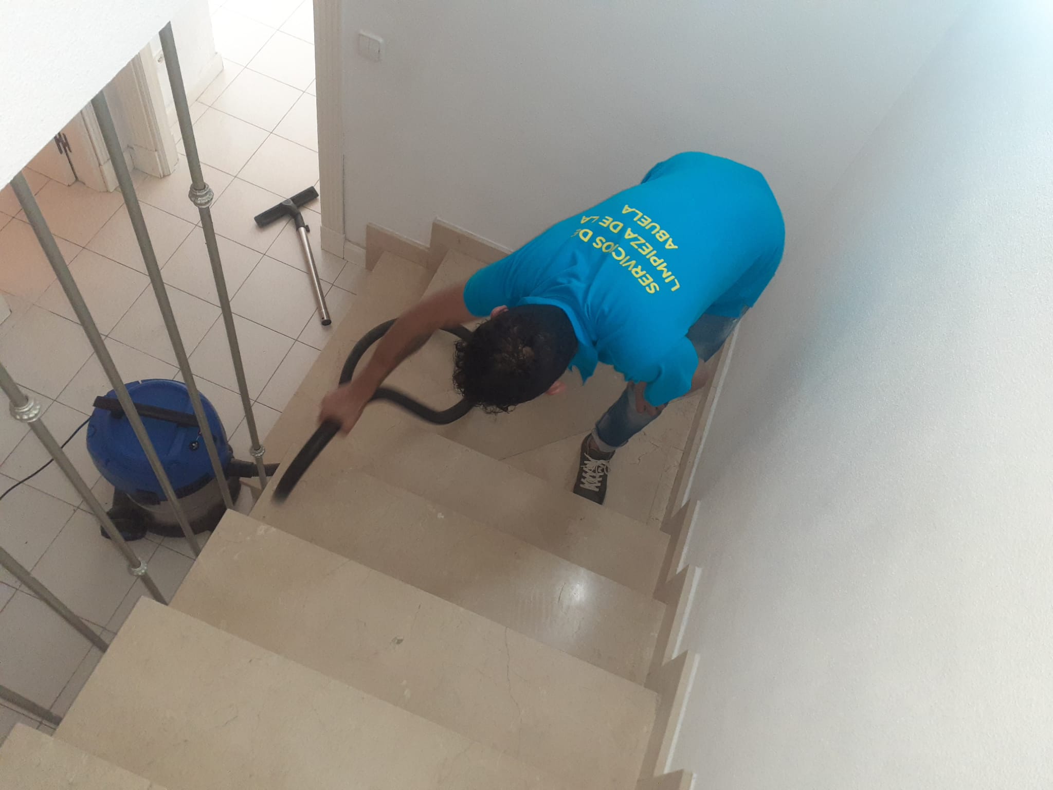 Servicios de limpieza de la abuela