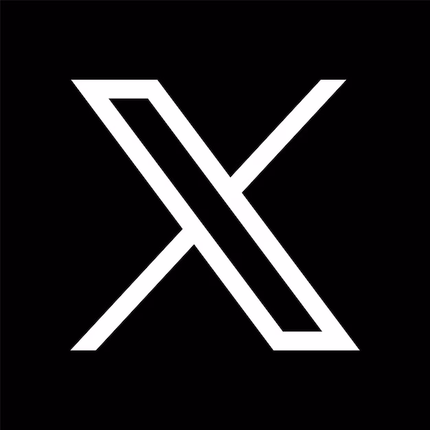 A Twitter icon that links to Twitter page
