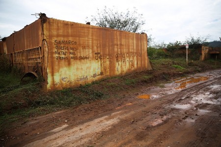 Desastre em Mariana é tema de livro que revela a luta por reparação das comunidades afetadas