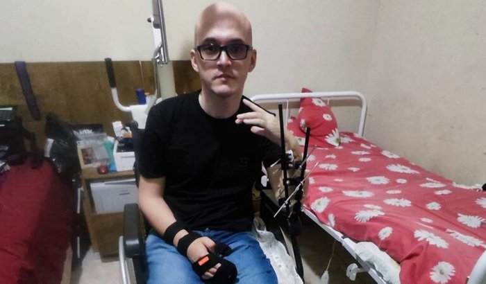 "Ajude Luan a conquistar uma cadeira de rodas elétrica e recuperar sua liberdade e qualidade de vida"