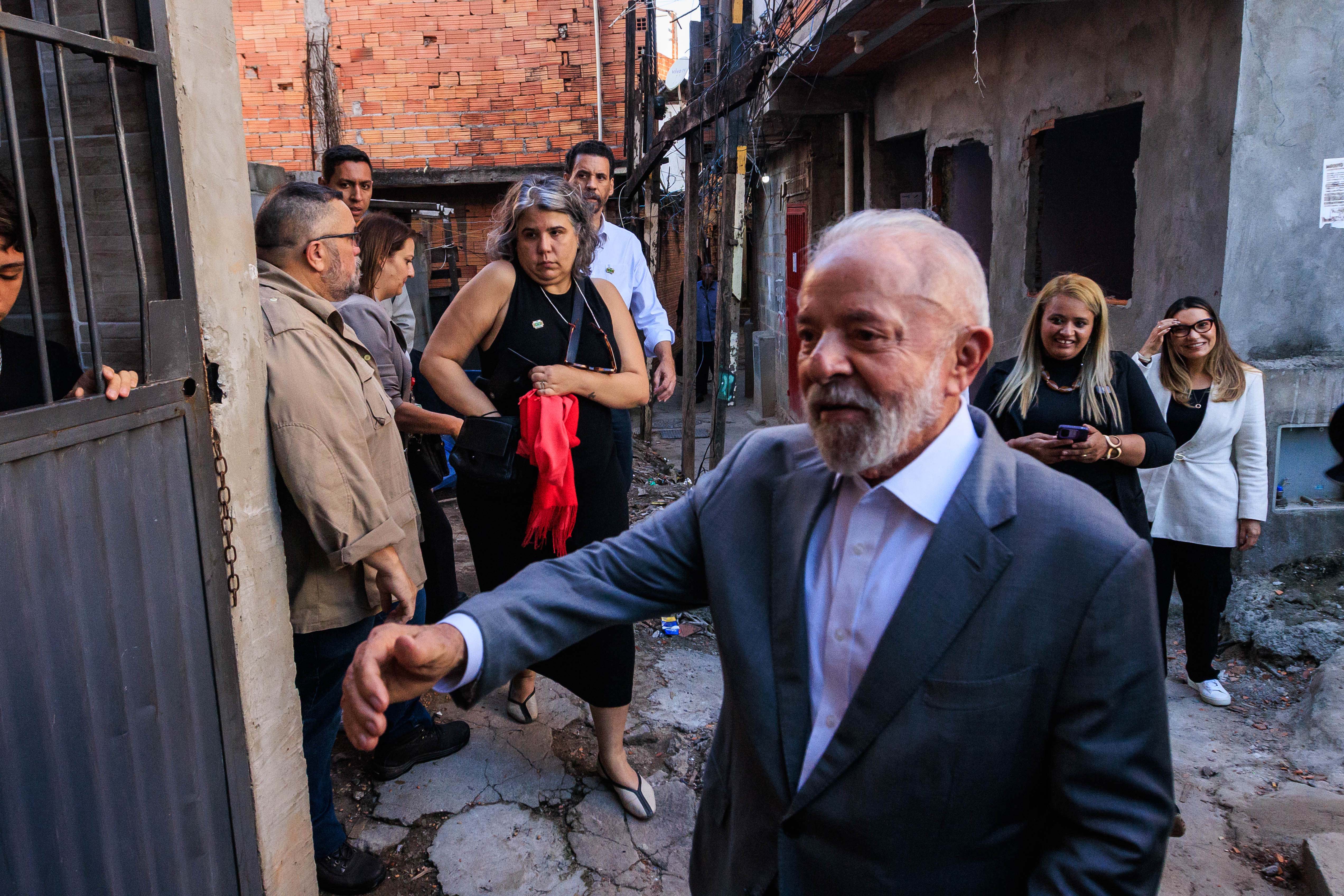 Lula critica ausência de Tarcísio em evento habitacional e defende direitos das famílias na Favela do Moinho