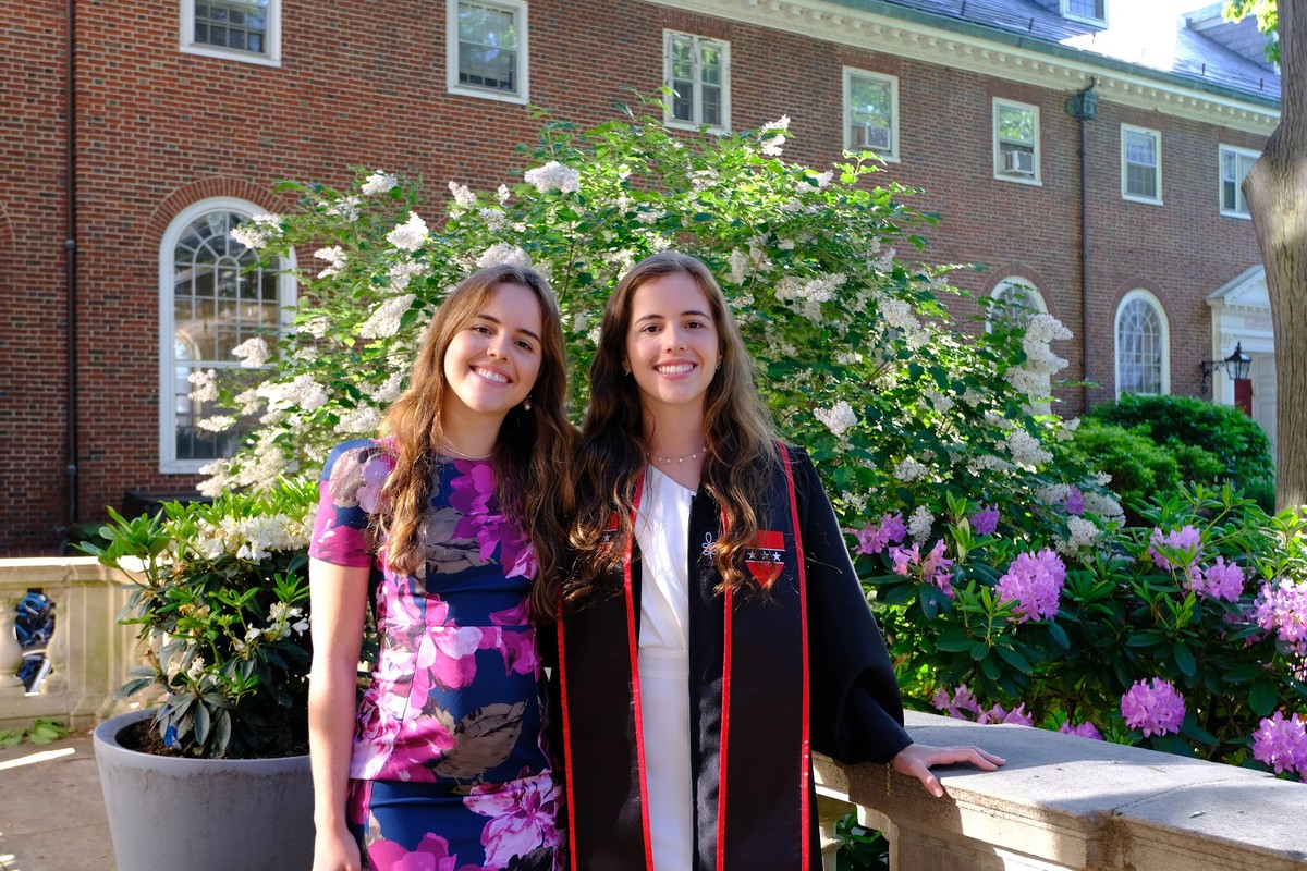 Irmã da brasileira com maior nota de Harvard busca R$ 46 mil para continuar doutorado na instituição americana