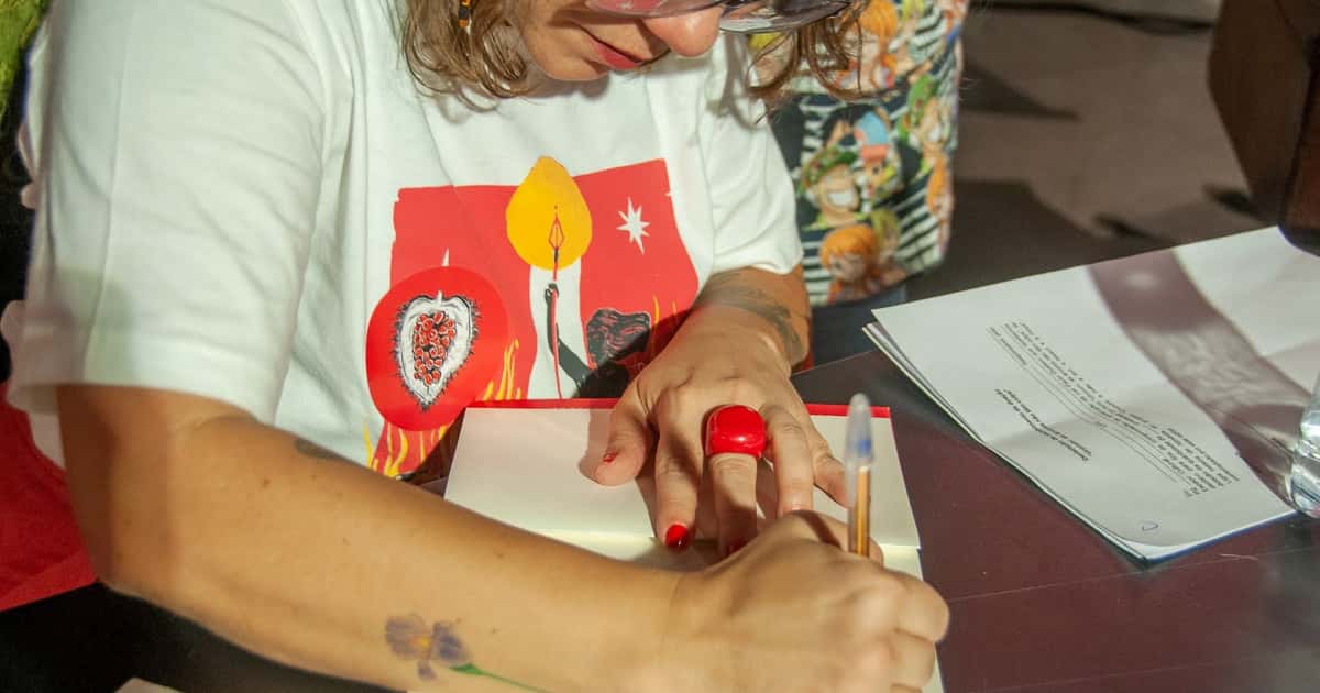 Lígia Helena lança dois livros sobre adolescências periféricas em evento gratuito em Santo André