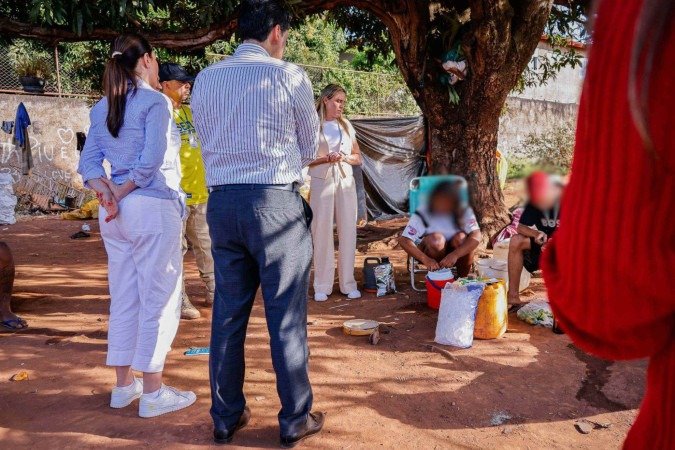 Governo do DF lança programa Acolhe DF para apoiar pessoas em situação de rua com dependência química