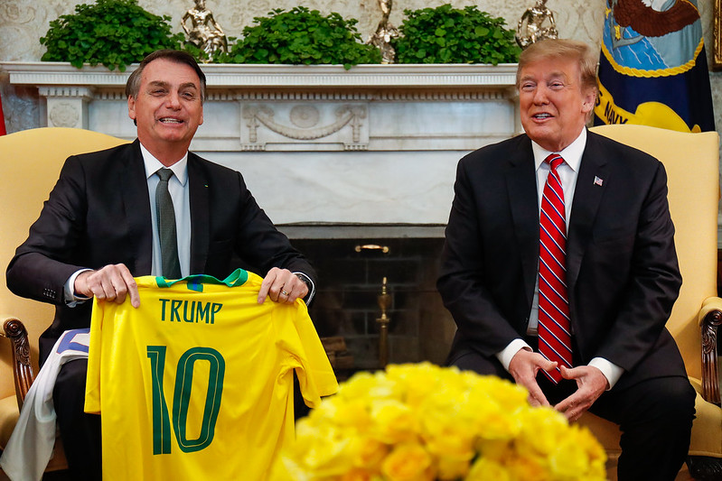 Claro! Por favor, forneça as informações sobre o tema ou evento que você gostaria que eu usasse para criar o título da notícia.