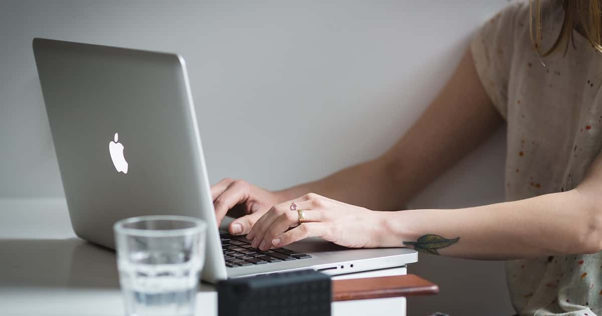 ChatGPT se torna aliado na preparação para o Enem 2025 com planejamento e correção de redações