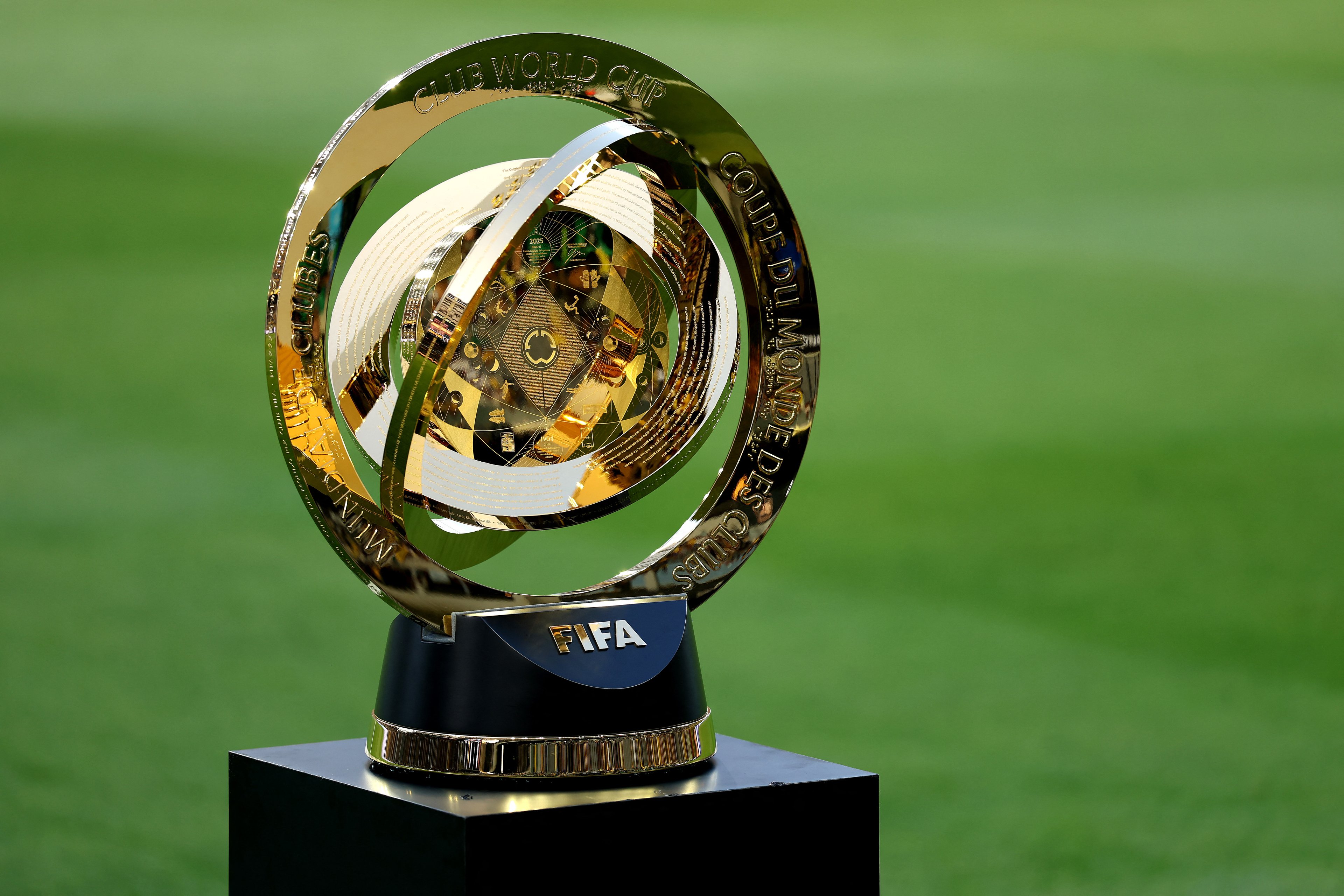 PSG e Chelsea se destacam na final da Copa do Mundo de Clubes com receitas recordes e estratégias globais de patrocínio