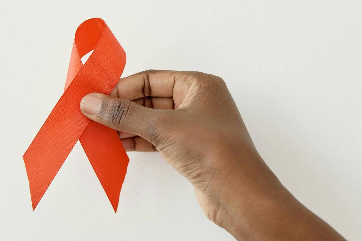 Lenacapavir se destaca como nova alternativa promissora na prevenção do HIV com eficácia de 99,9%