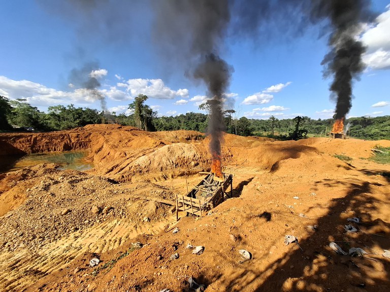 Ibama intensifica fiscalização na Terra Indígena Kayapó e combate garimpo ilegal em operação conjunta