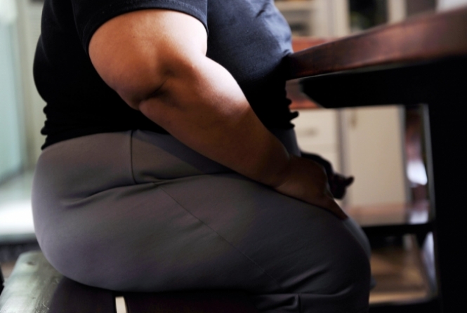 Estudo revela que obesidade sarcopênica aumenta em 83% o risco de morte entre idosos com gordura abdominal e baixa massa muscular