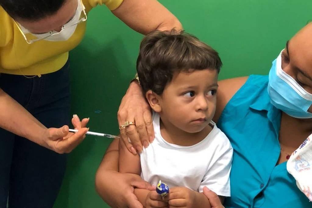 Brasil é o 17º no ranking de crianças não vacinadas, com desafios persistentes na imunização infantil