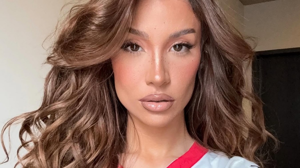 Bianca Andrade transforma sua trajetória na favela em inspiração e empoderamento no setor da beleza