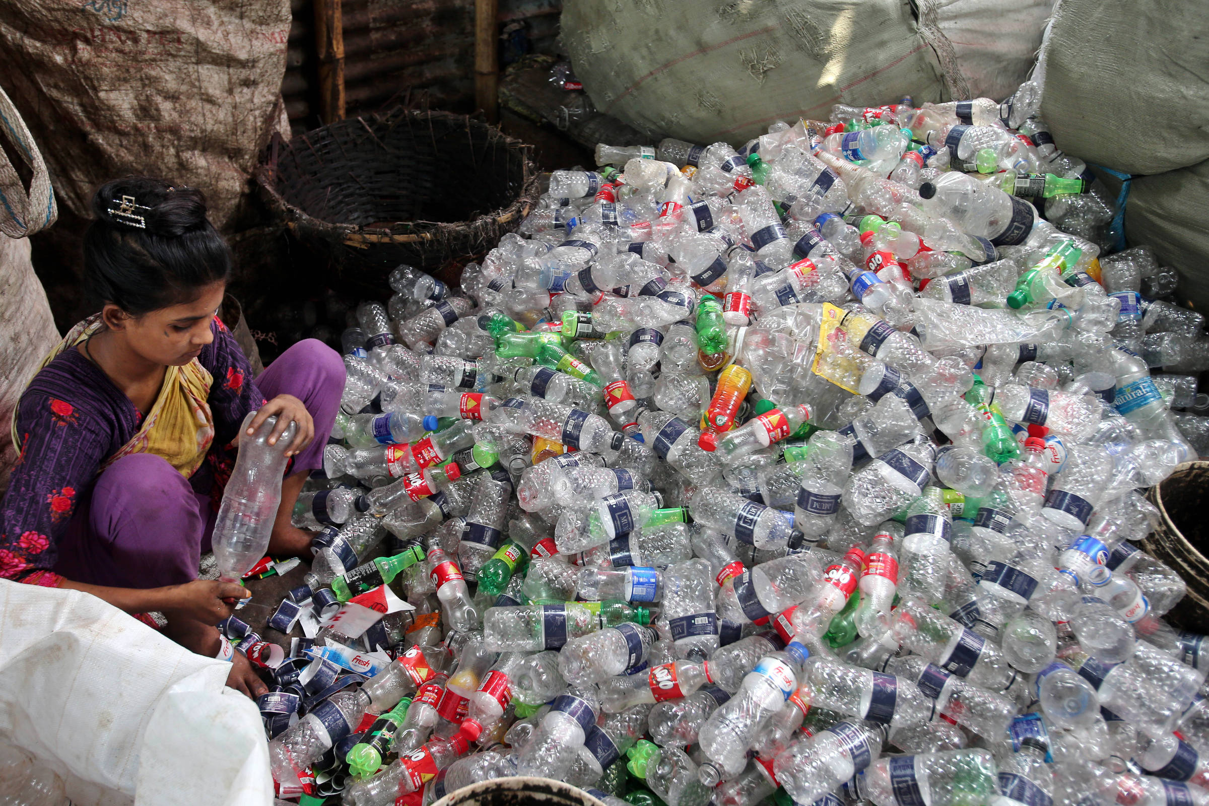 Brasil avança na reciclagem, mas apenas 22% dos consumidores optam por embalagens recicladas