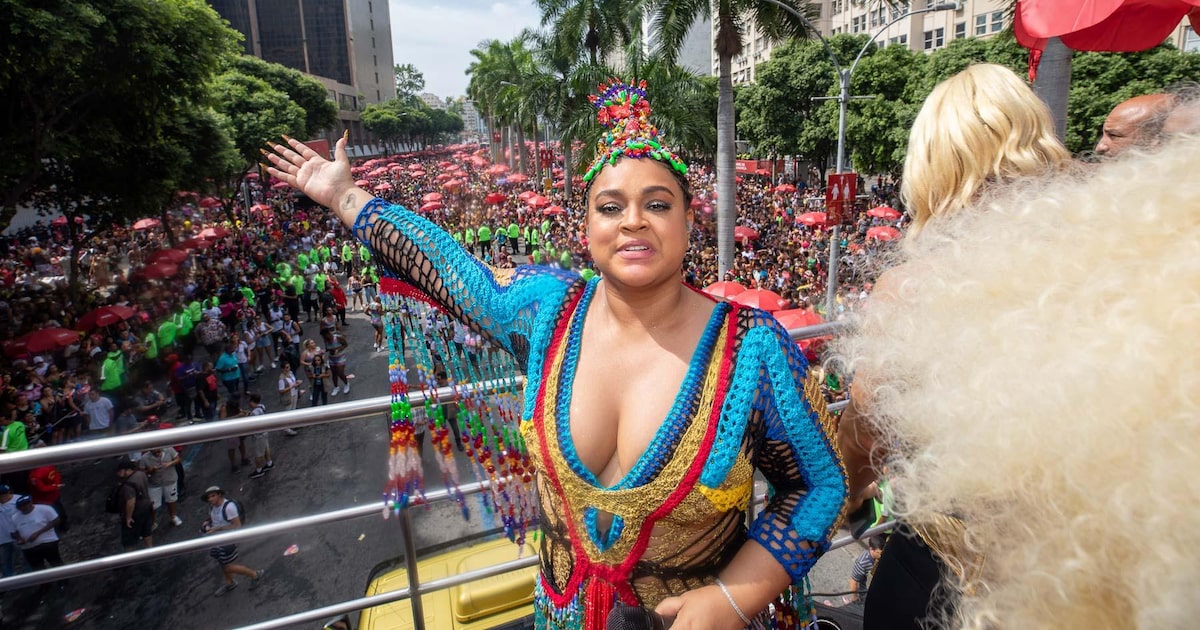 Circuito de blocos de carnaval do Rio de Janeiro homenageia Preta Gil após sua morte trágica