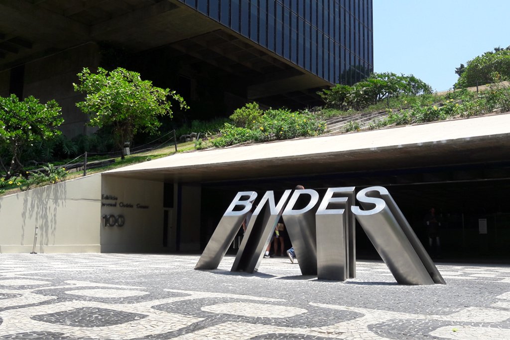 BNDES retoma investimentos em empresas com aporte de R$ 114 milhões no Grupo Santa Clara