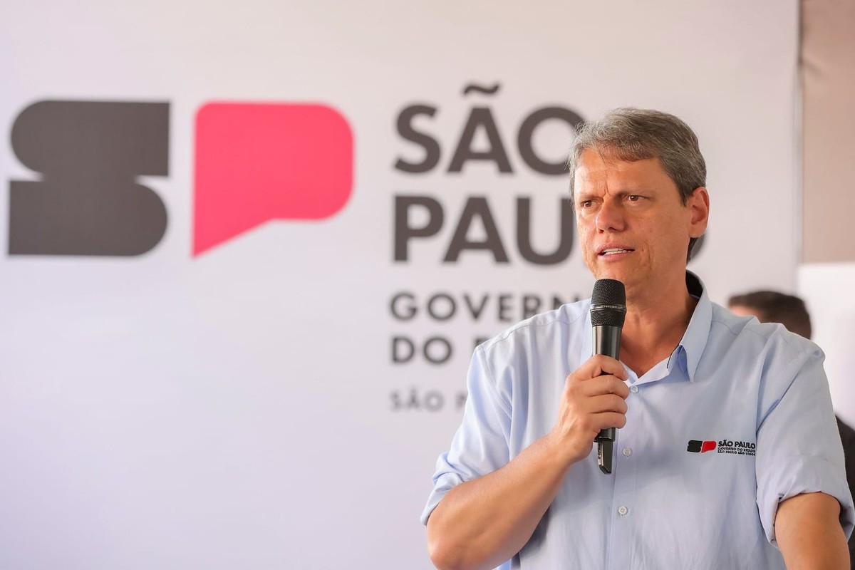Governador de São Paulo anuncia novas tarifas sociais e metas ambiciosas para a Sabesp em evento no Ibirapuera
