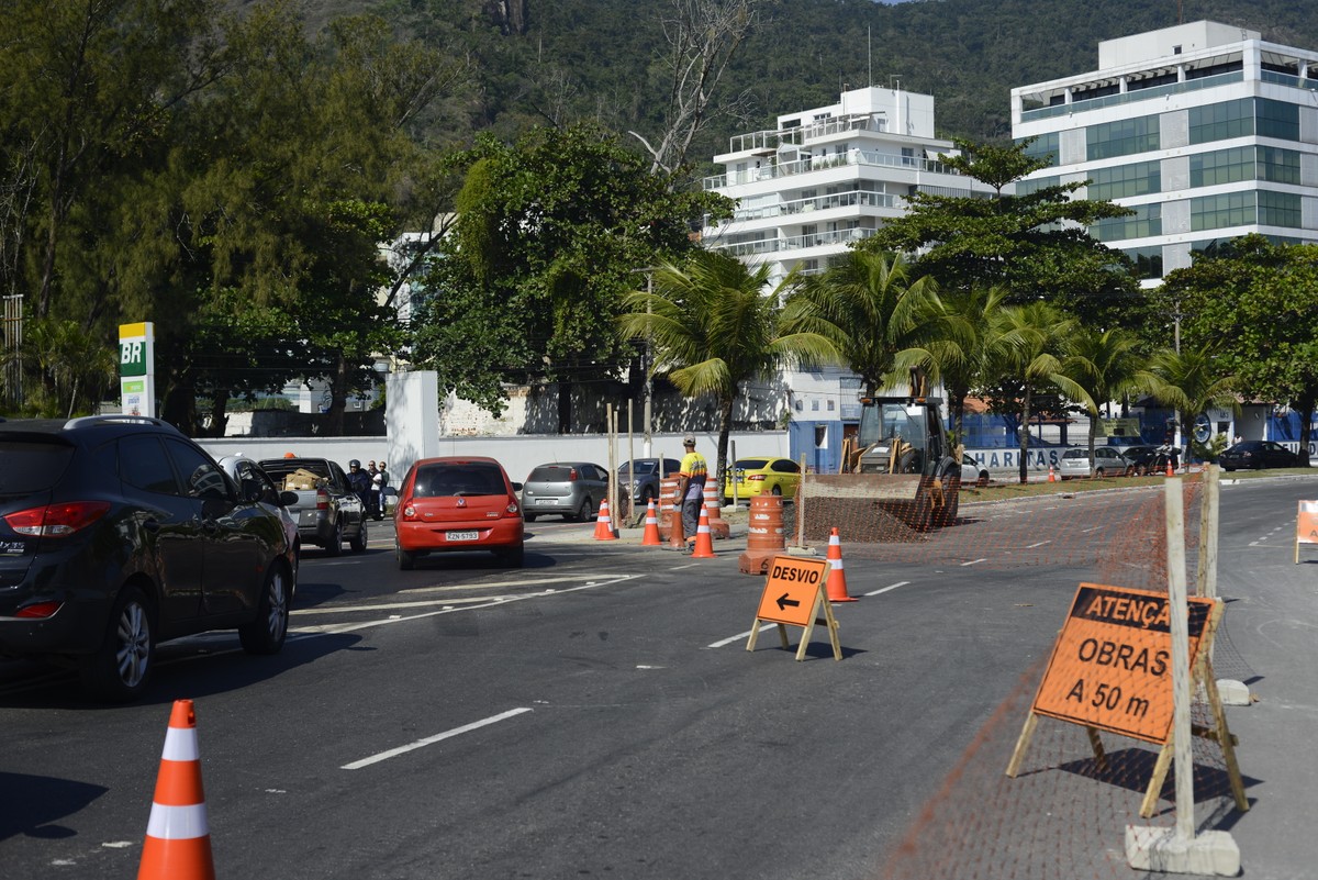 Obras de macrodrenagem em Charitas geram apreensão sobre impactos no trânsito local