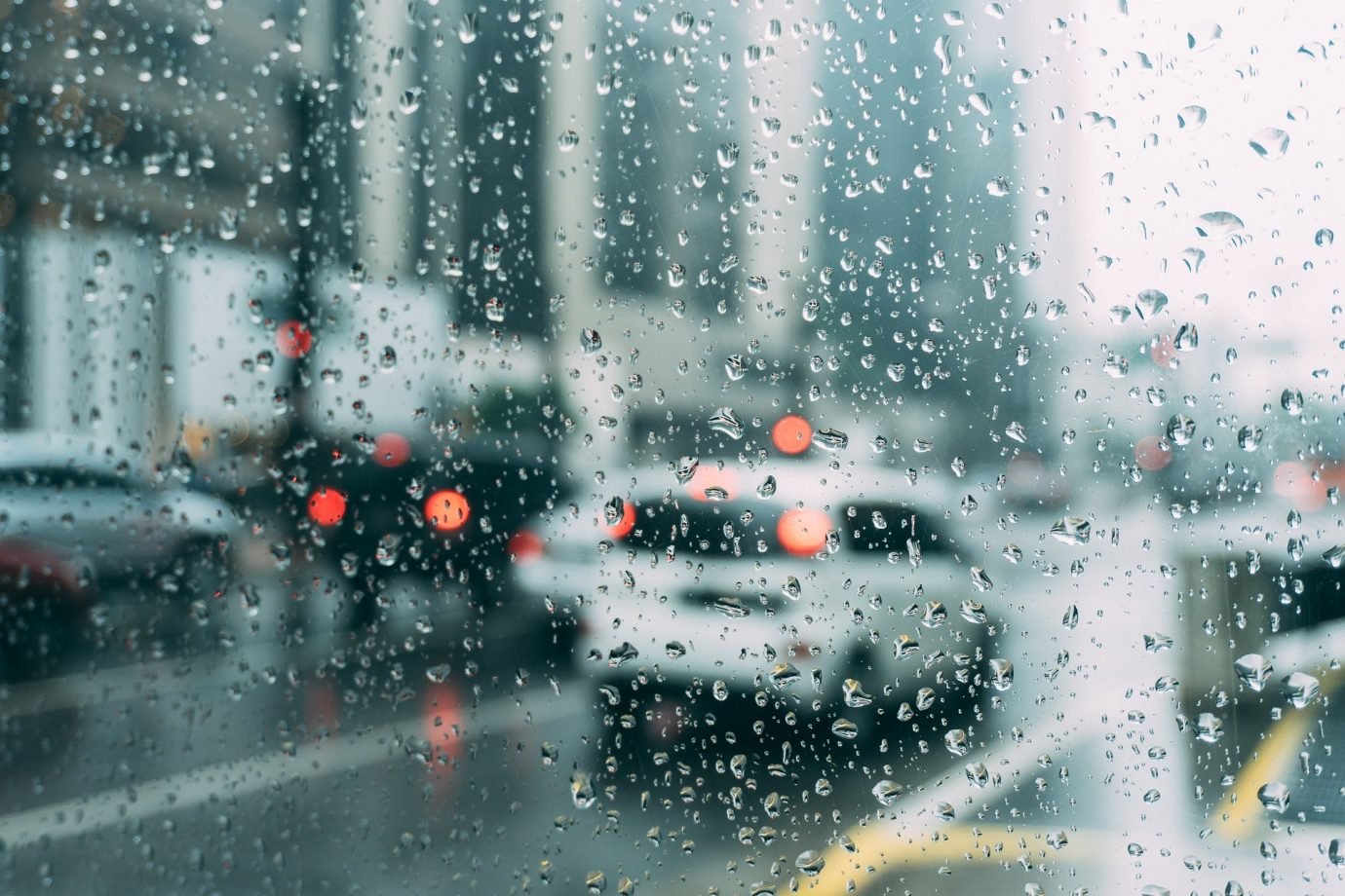 Chuva ácida ganha nova dimensão com aumento de ácidos orgânicos, alertam pesquisadores da Nature