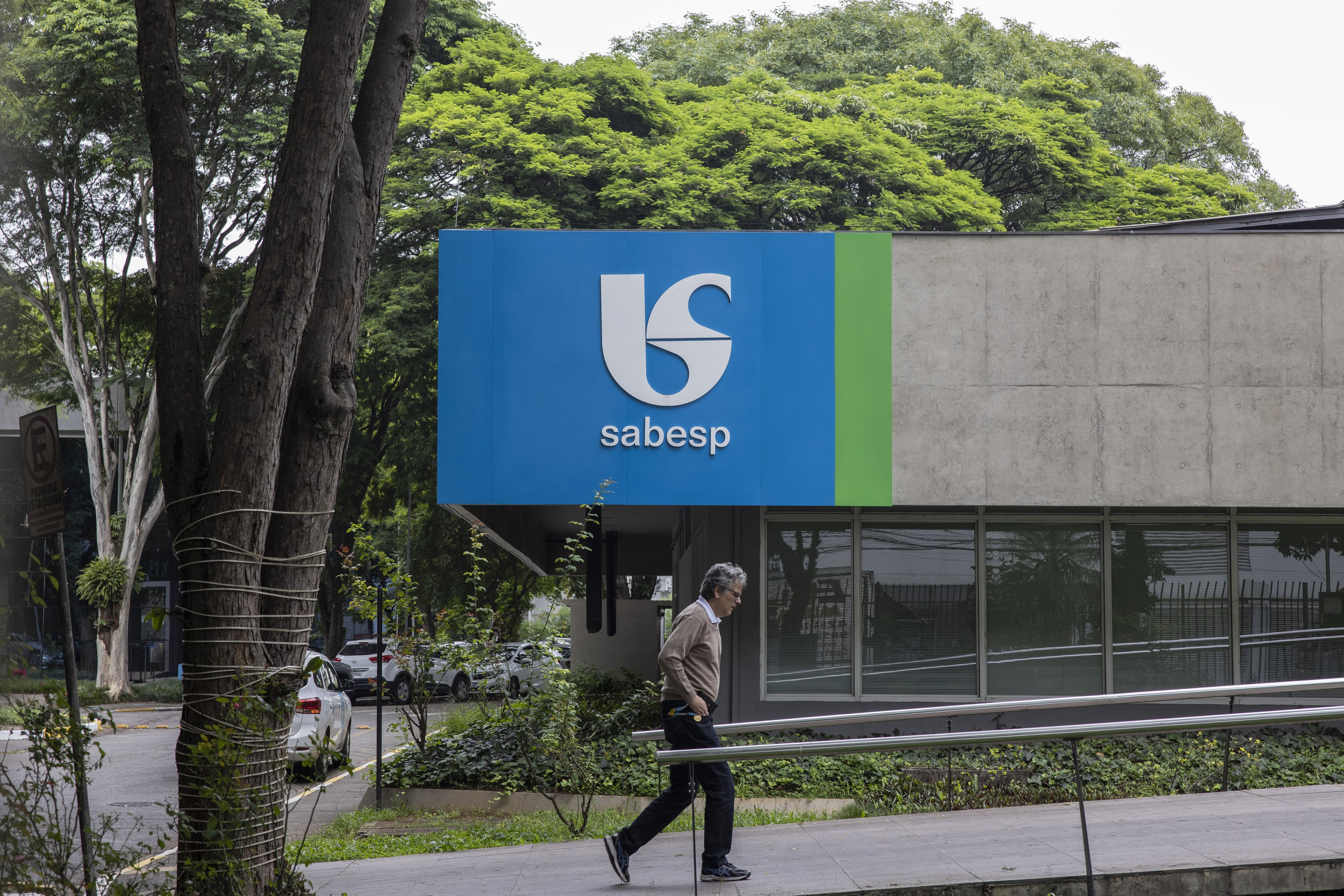 Tarifa Social Paulista oferece descontos significativos na conta de água para 2,2 milhões de pessoas