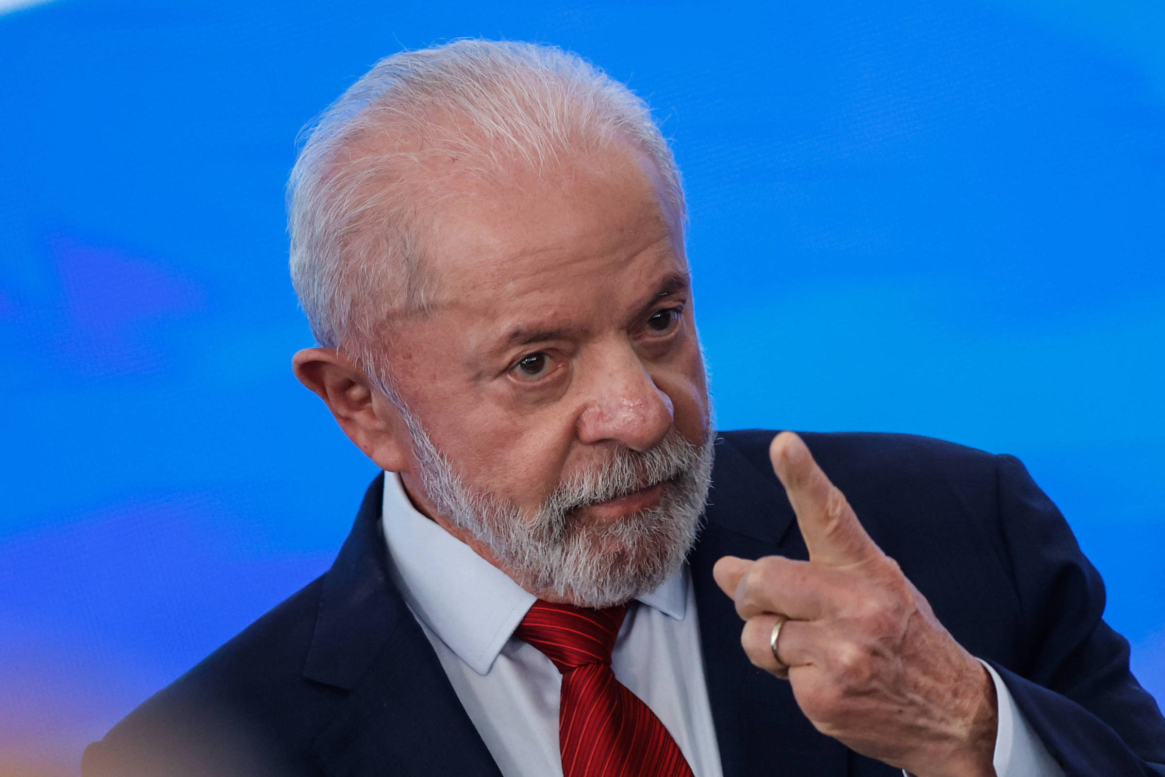 Lula sanciona lei que garante 30% das vagas em conselhos de estatais para mulheres e promove diversidade