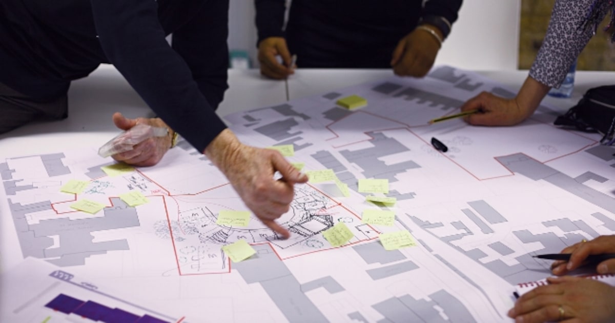 Cohousing sênior: comunidades que promovem convivência e combatem a solidão na terceira idade