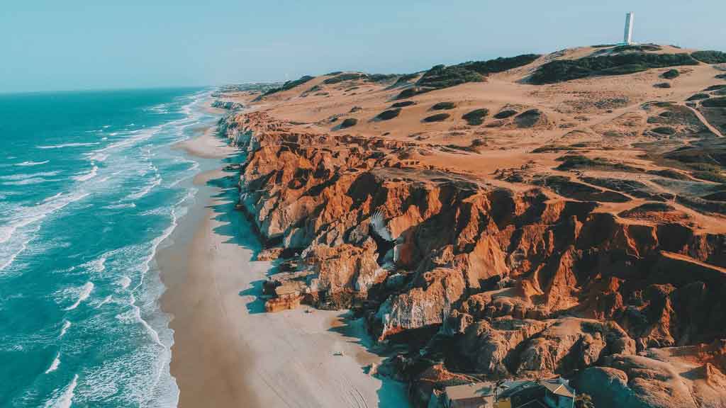 Massas frias mantêm temperaturas amenas no Sul e Sudeste, enquanto Centro-Oeste e Nordeste enfrentam calor intenso