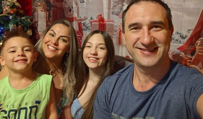 Leandro enfrenta batalha contra câncer e precisa de apoio para cirurgia robótica urgente
