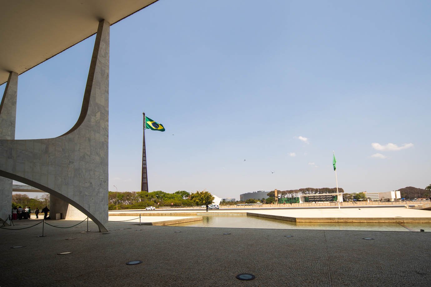 Governo Lula prepara medidas para mitigar impactos do tarifaço de Donald Trump em estados brasileiros