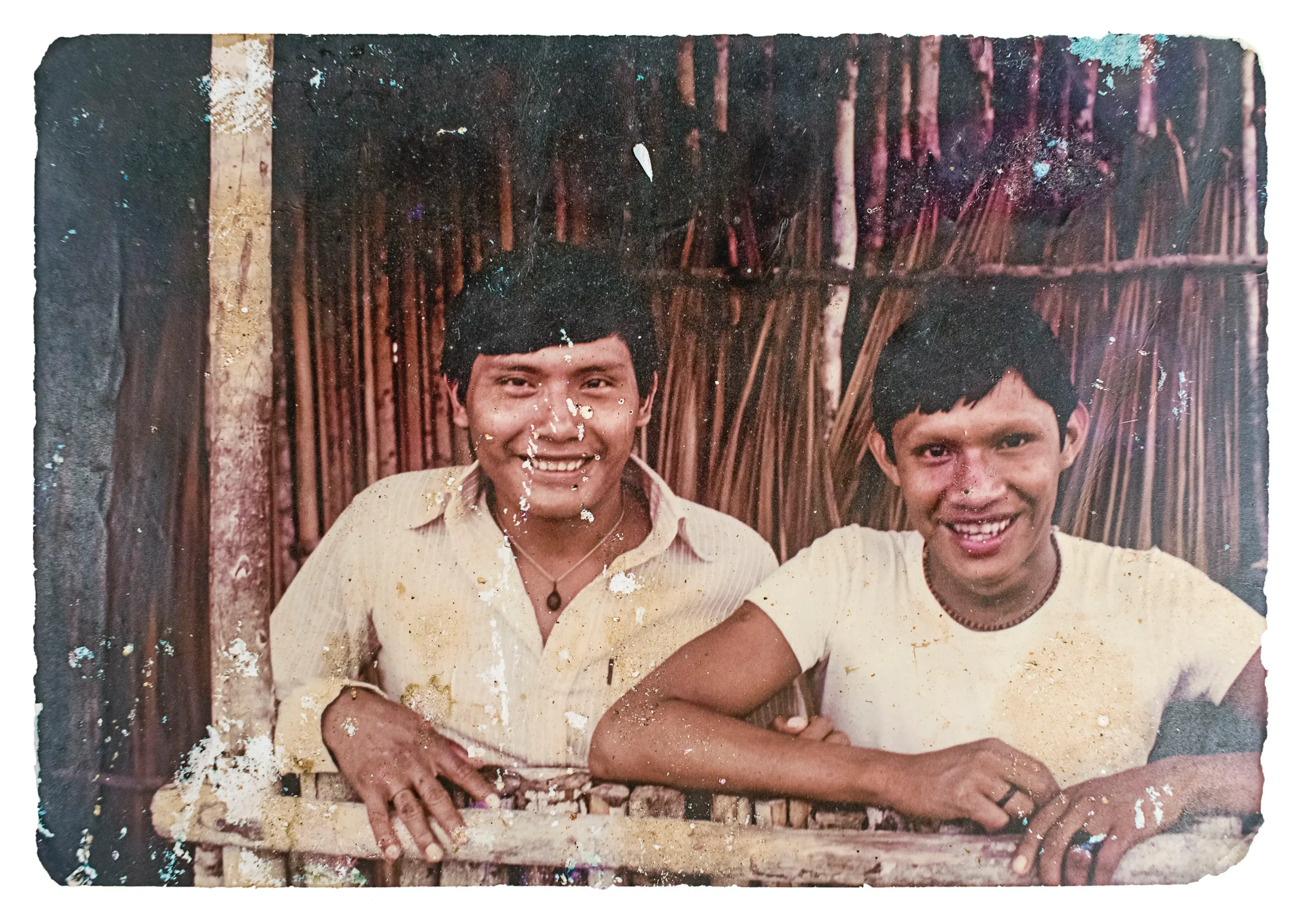 Exposição revela a história e a cultura dos Paiter Suruí por meio de fotografias inéditas e significativas
