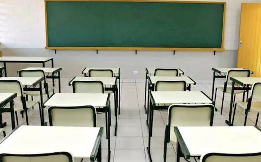 Brasil enfrenta desafios no cumprimento das metas do Plano Nacional de Educação e na estabilidade orçamentária das universidades federais