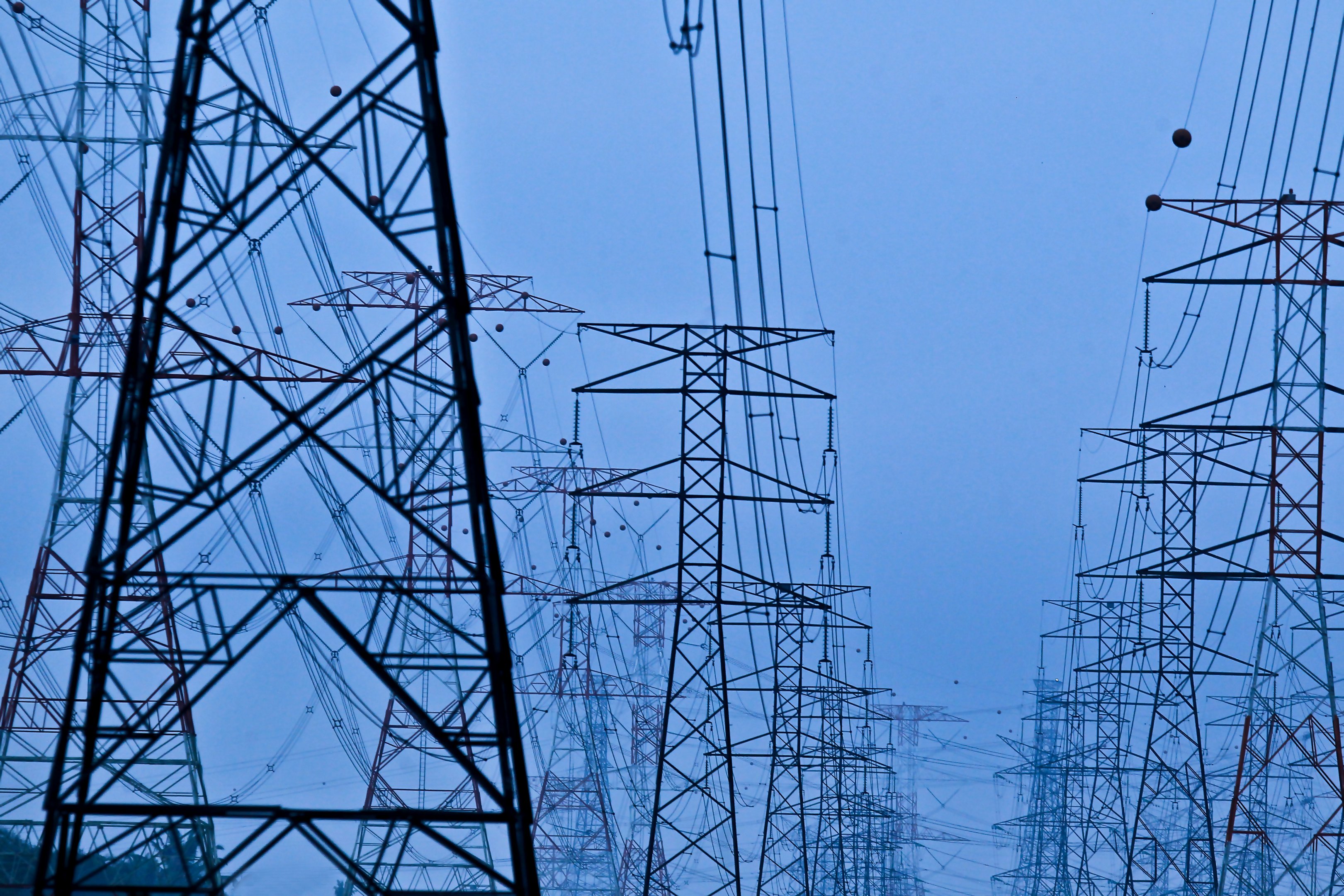 Brasil se prepara para investir R$ 597 bilhões em energia renovável até 2034, diversificando sua matriz elétrica