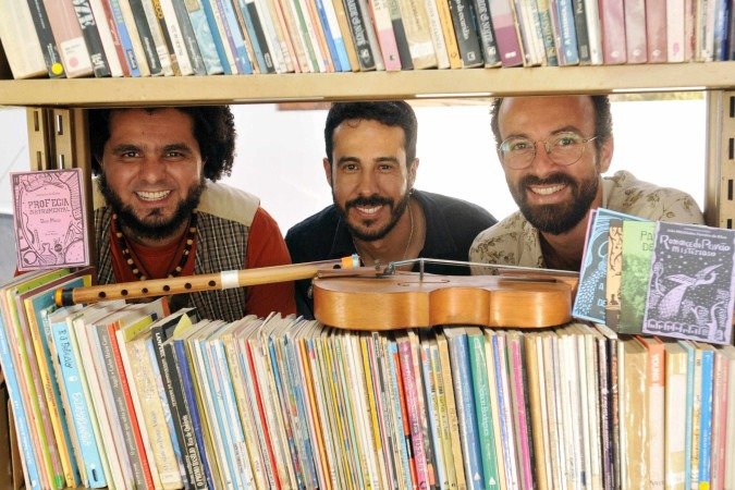 Coletivo Passarema transforma a arte de cordel em um elo cultural entre Brasília e o Cerrado