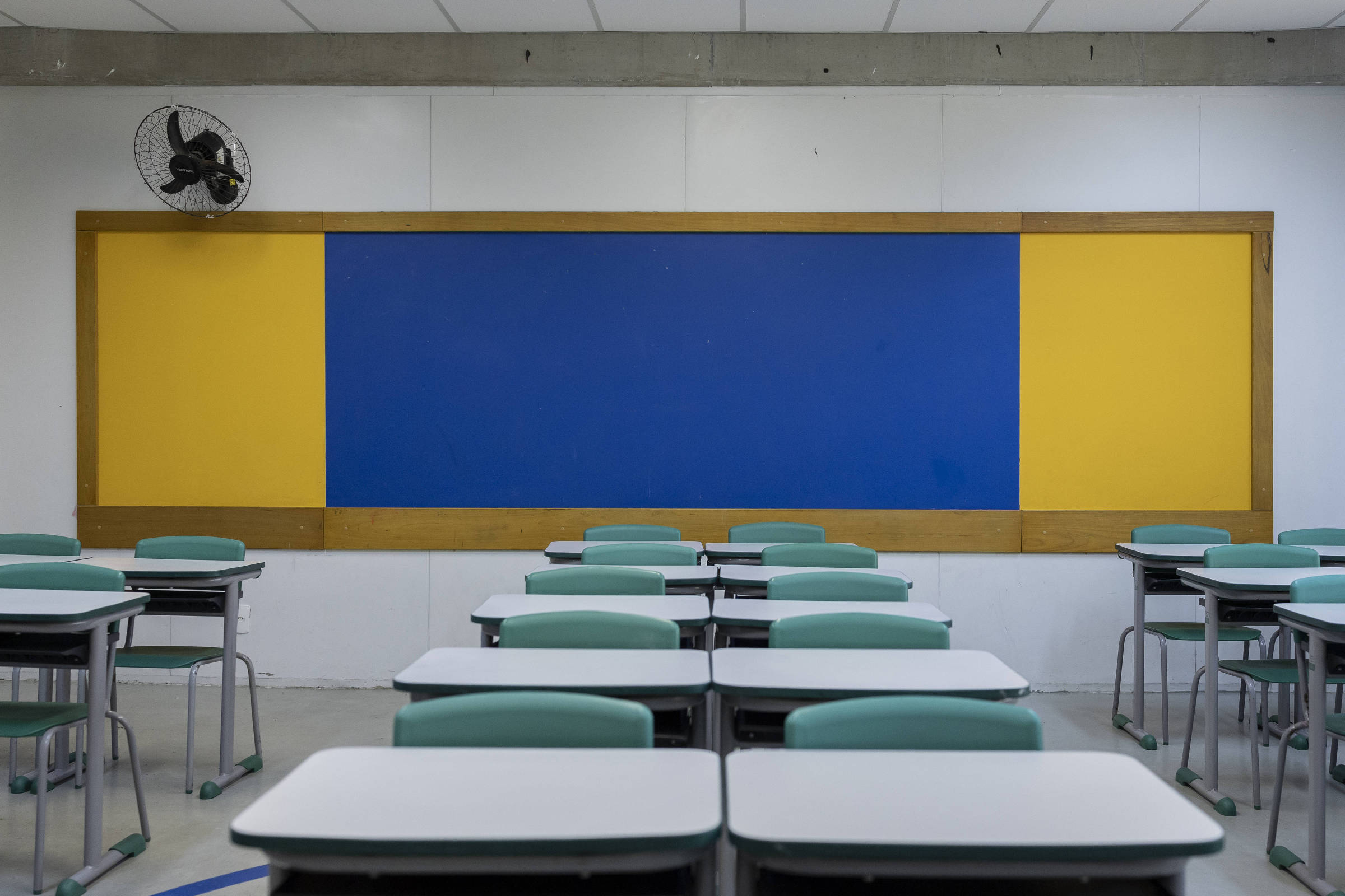 Laboratório gratuito da Folha e Fundação Itaú capacita jornalistas em dados de educação e cultura