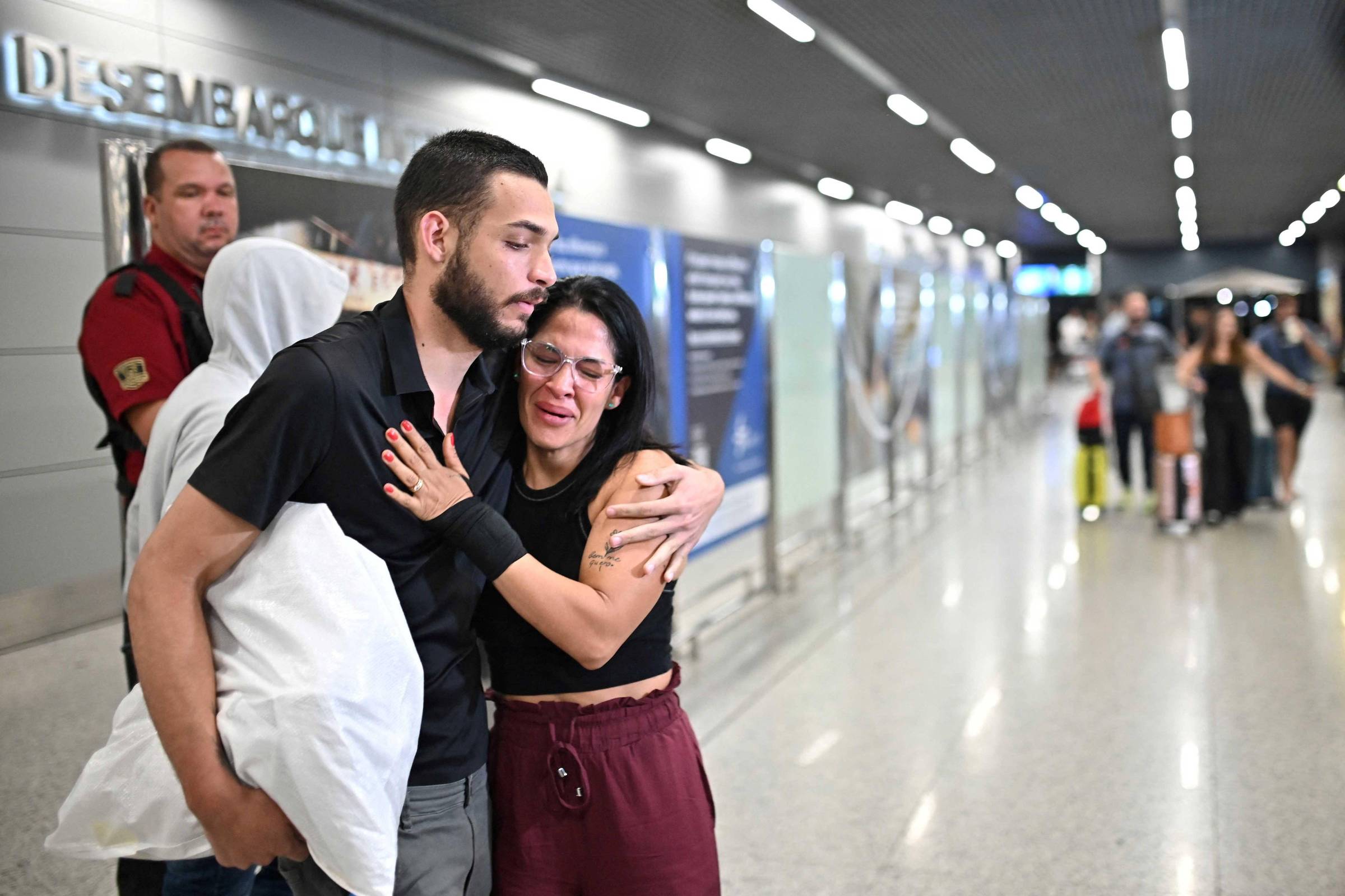Governo Lula lança programa 'Aqui é Brasil' para acolhimento de brasileiros deportados dos EUA