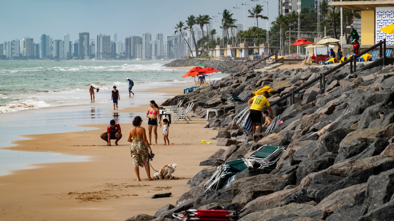 Cidades brasileiras enfrentam desafios críticos para adaptação às mudanças climáticas, revela estudo da USP