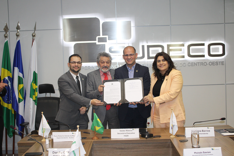 Acordo de cooperação técnica promove desenvolvimento integrado e redução de desigualdades nas regiões brasileiras