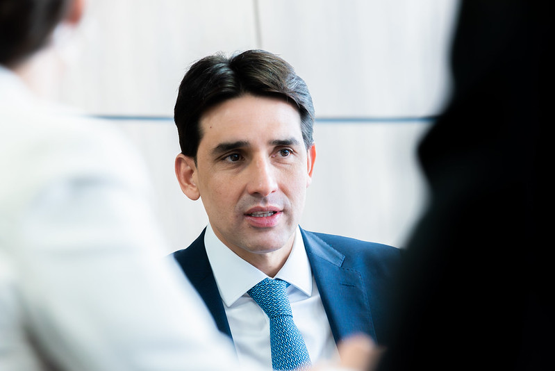 Ministro de Portos e Aeroportos firma parceria com a CNT para promover saúde e sustentabilidade nos portos