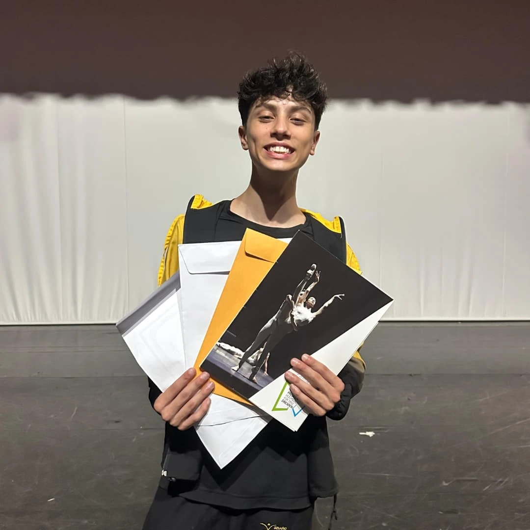 Cassiano Rabello busca apoio para realizar sonho de estudar balé na John Cranko Schule, na Alemanha
