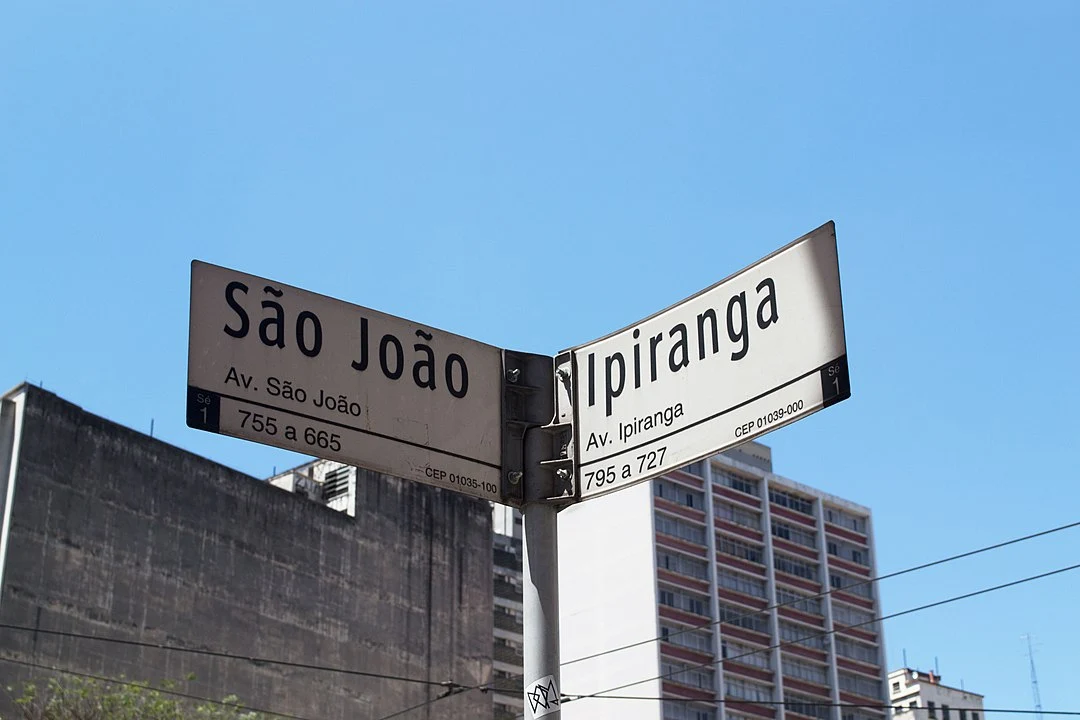Cine Paissandu reabre após 20 anos com ocupação artística de Manoela Cezar em São Paulo