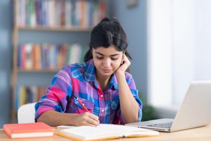 Estratégias científicas para aprender do zero e se preparar para provas como o Enem